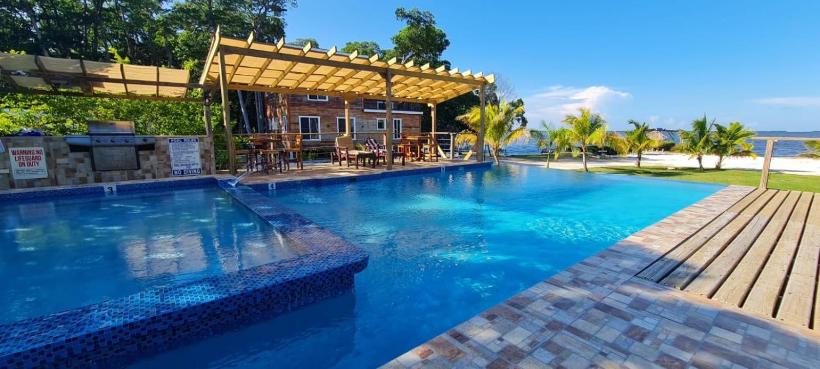 Seaside Chateau Resort Belize City Zewnętrze zdjęcie